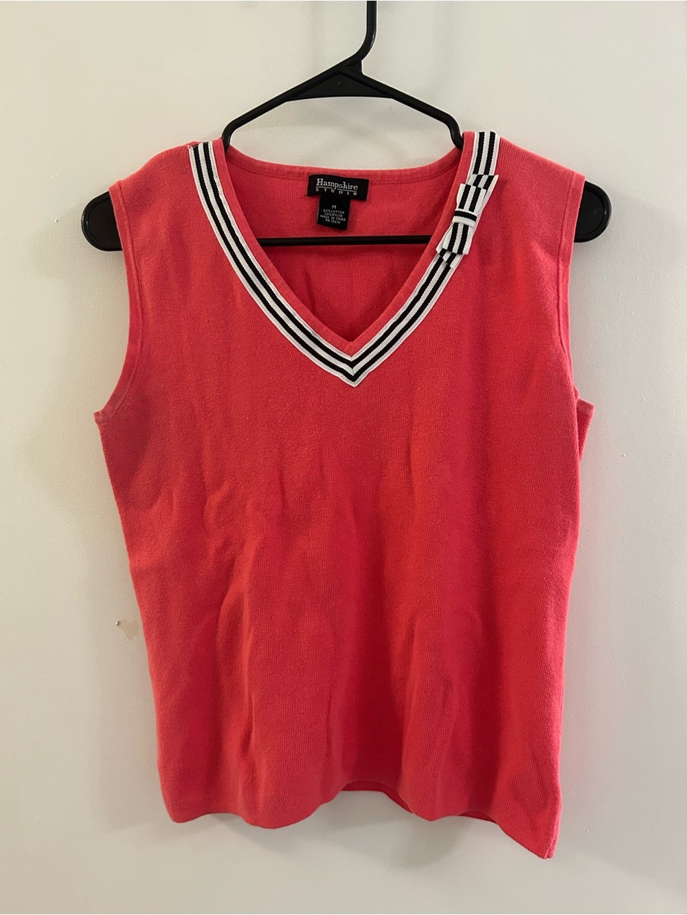 Vintage Coral Sleeveless V-Neck with Bow Detail M